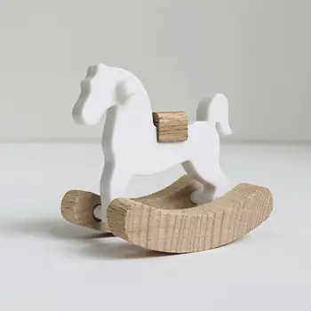 Dollhouse Miniaturní Miniaturní Domeček pro panenky Hračky Dřevěný Trojský Kůň, Hladký Povrch, kvalitní Detail Fotografie Prop Příslušenství pro Panenku